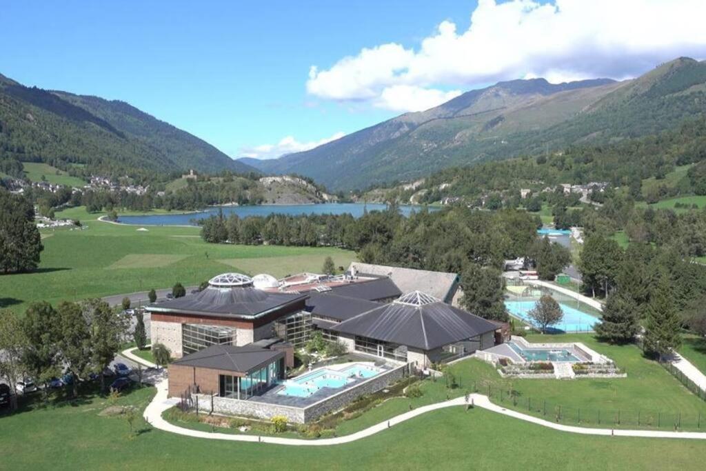 Vue Panoramique Sur Les Pyrenees Apartment แซ็งต์-ลารีย์-ซูว์ลอง ภายนอก รูปภาพ